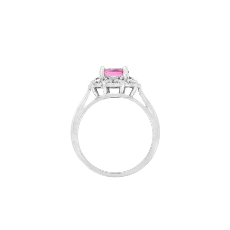 How to Tell the Difference Between Sterling Silver and Stainless Steel