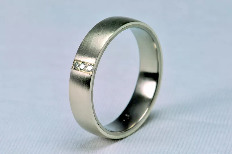 Benefits of Stainless Steel Jewelry Pros and Cons