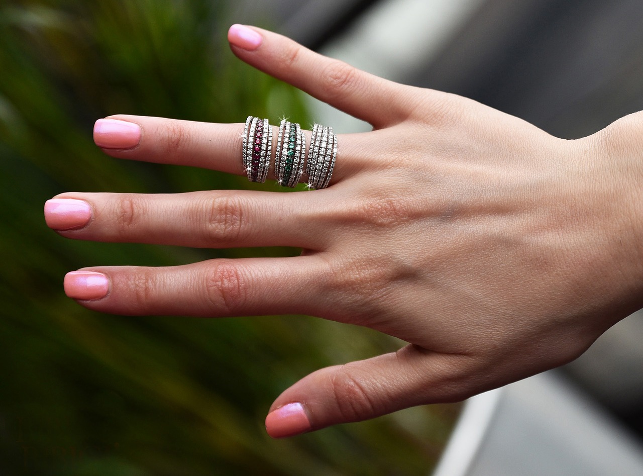 What Causes A Jewelry Allergy?