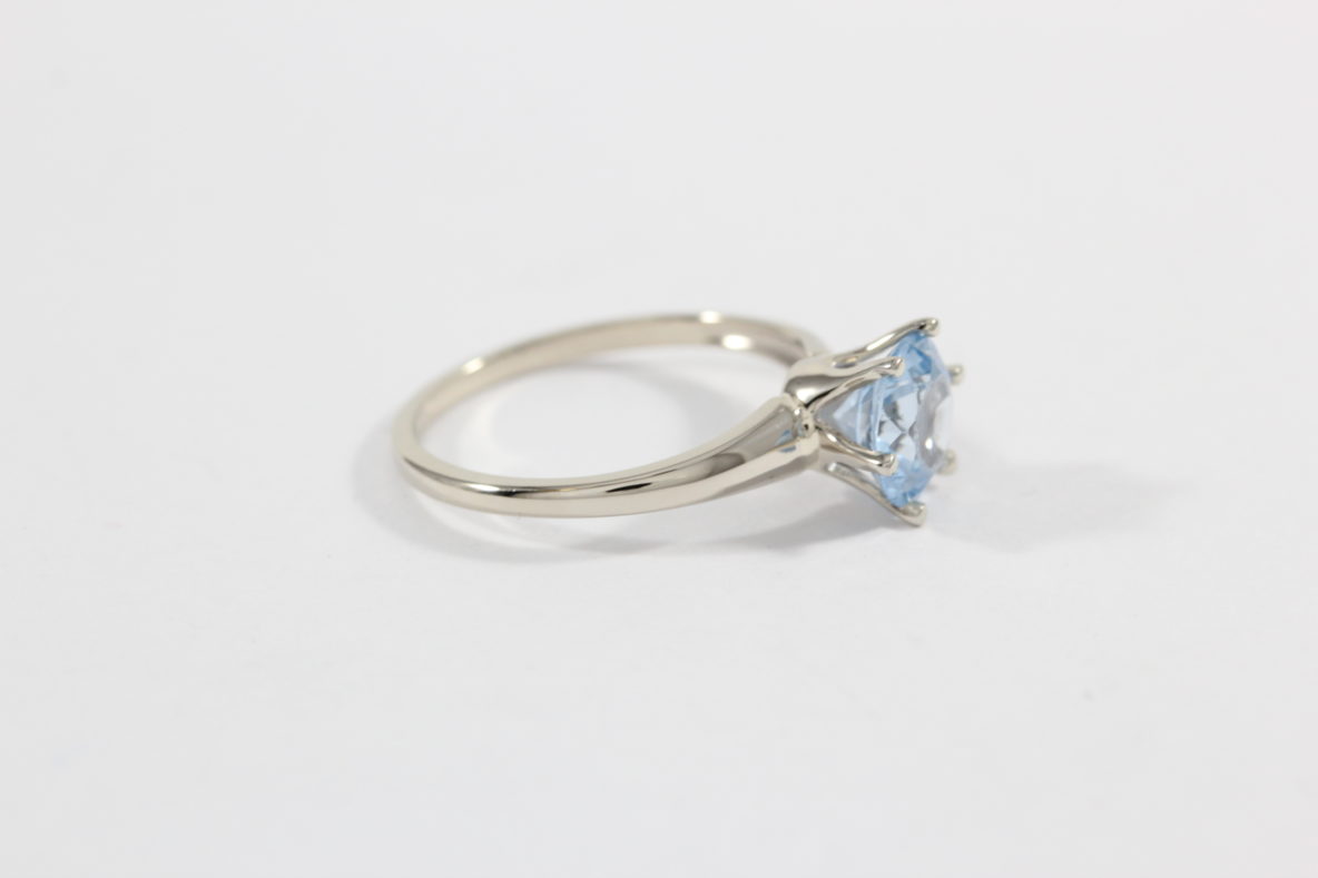 What Are the Types of Jewelry Finishes and Techniques?