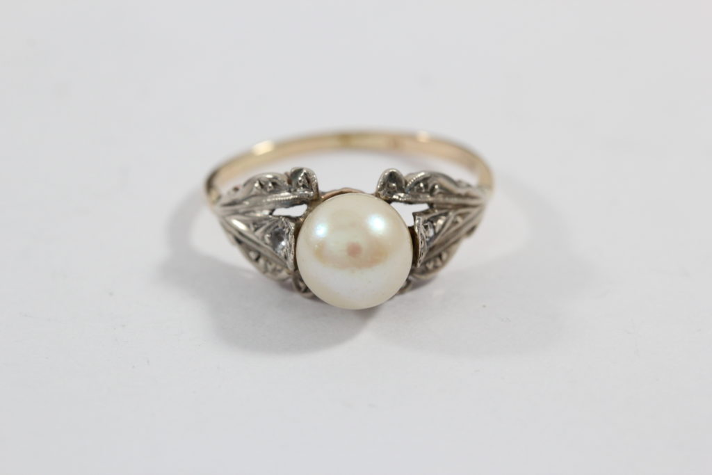 pearl-ring