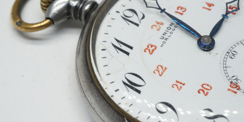 Vintage pocket watch with photo online insert