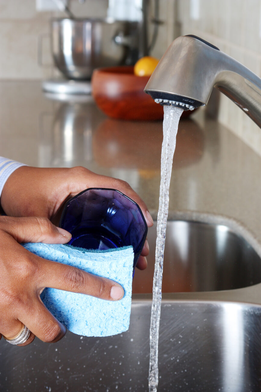 When to Take Off Your Engagement Ring