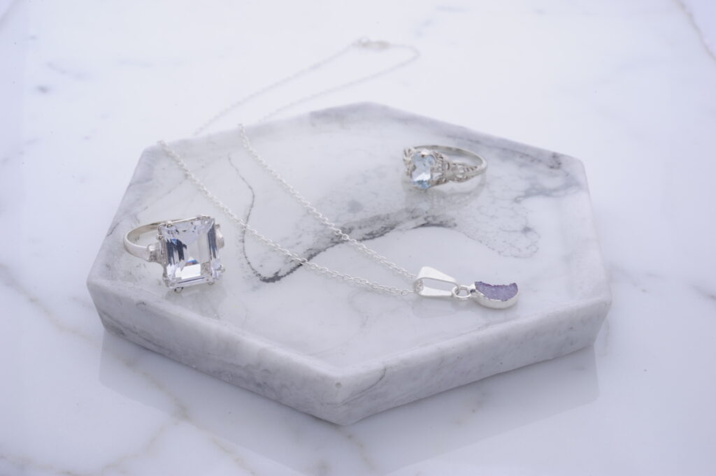 marble-jewelry-dish-with-necklace-and-rings