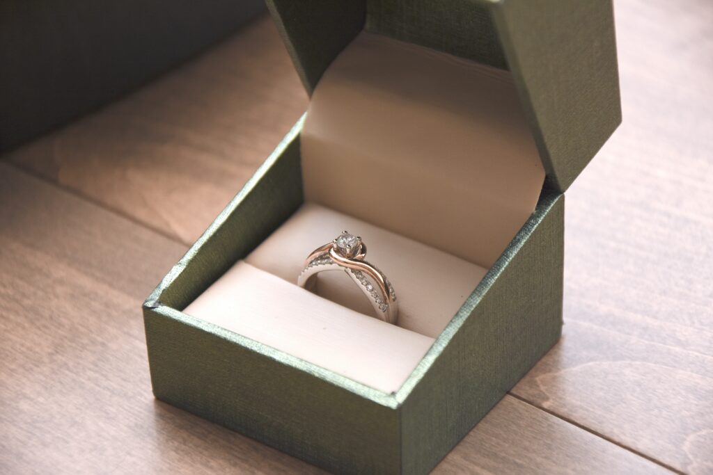 Cost effective hot sale engagement rings