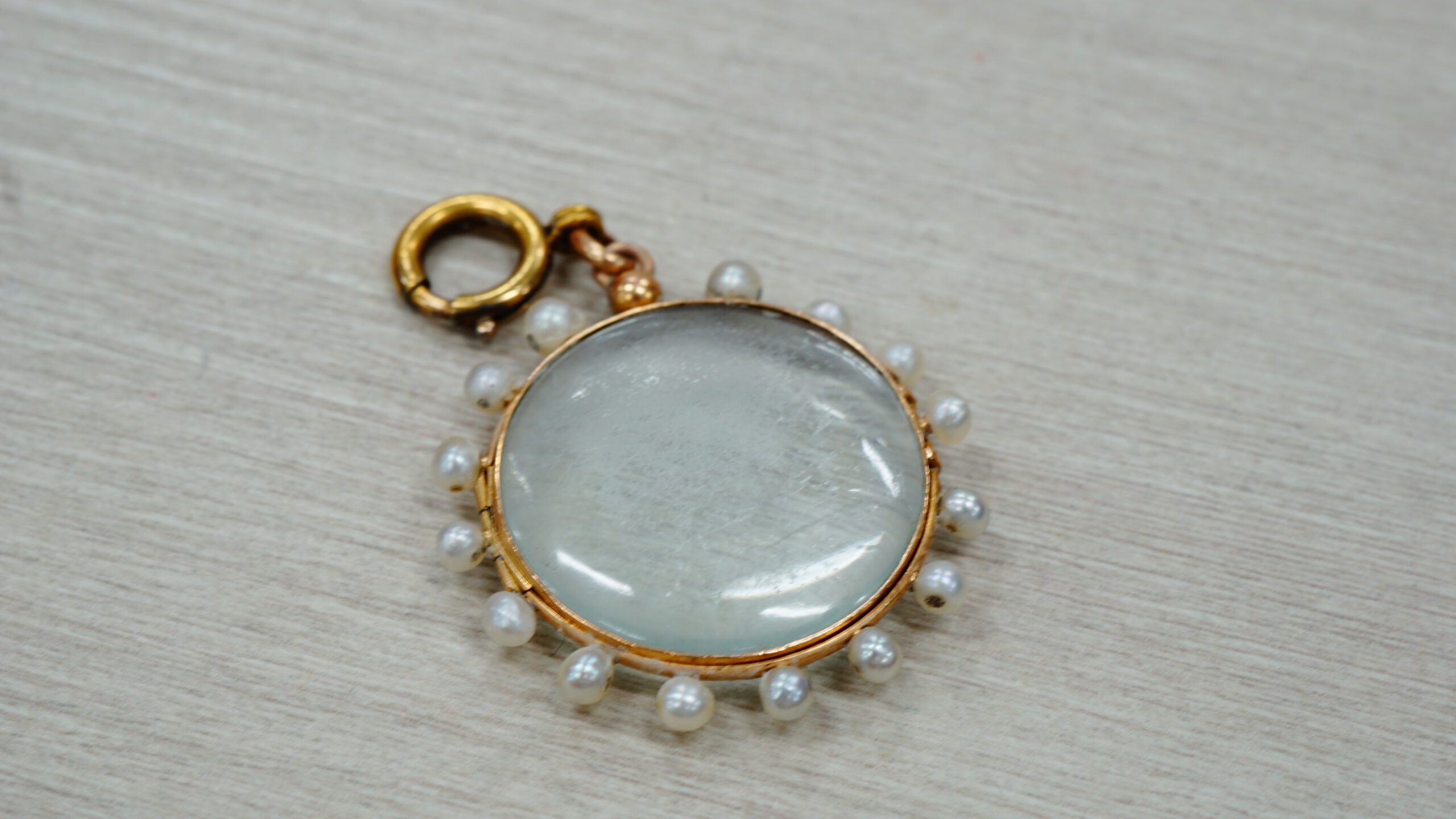 9 Tips For Attending Your First Jewelry Auction