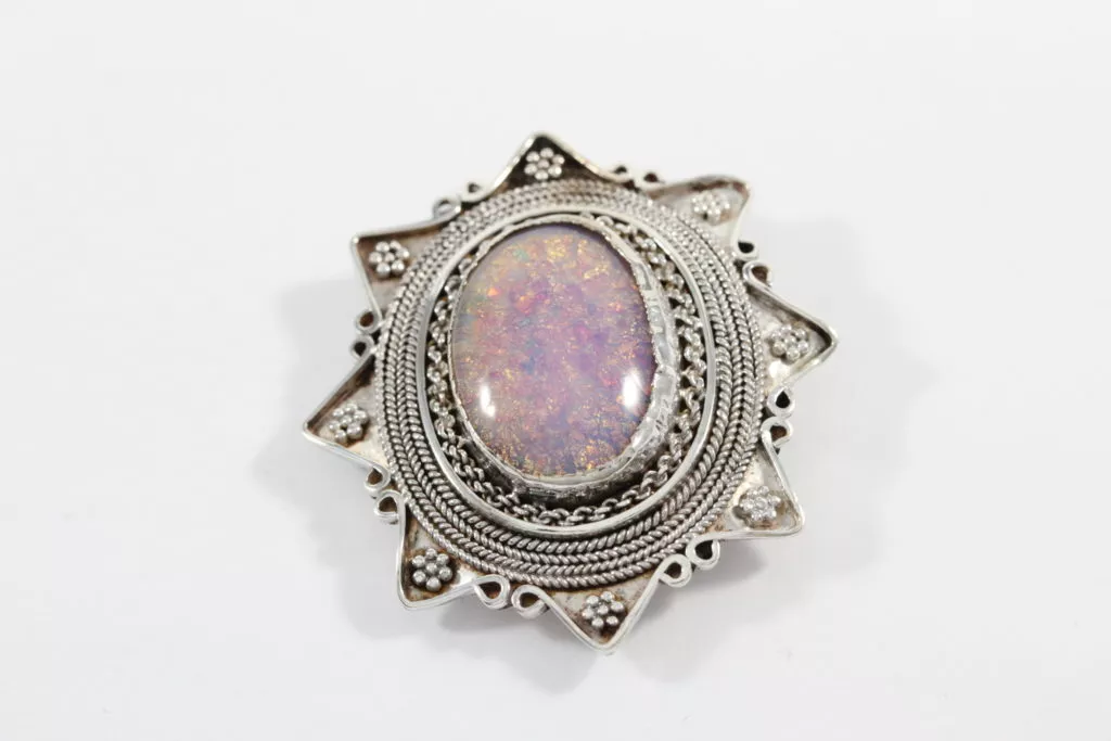 vintage-jewelry-opal