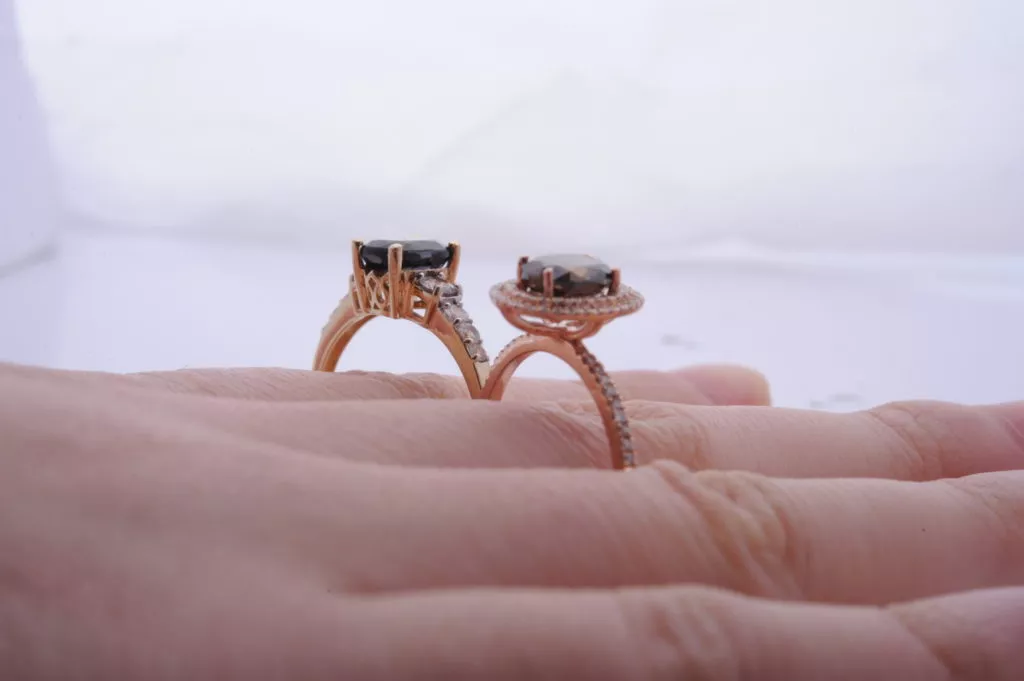 ring-big-knuckles-gap