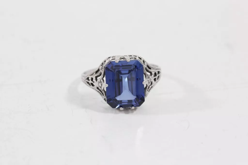 sapphire ring