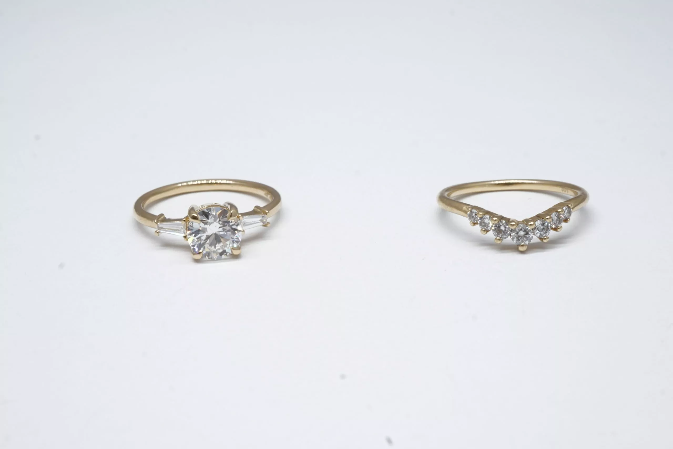ring-jackets-gold-diamond