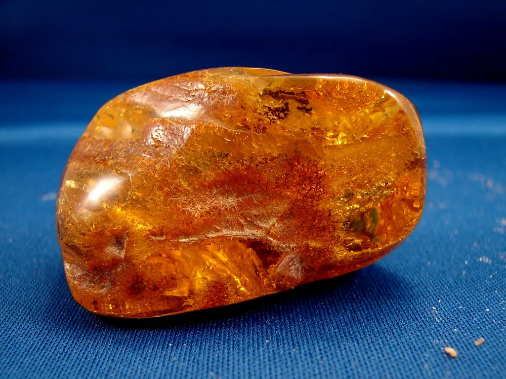 amber-gemstone-meanings