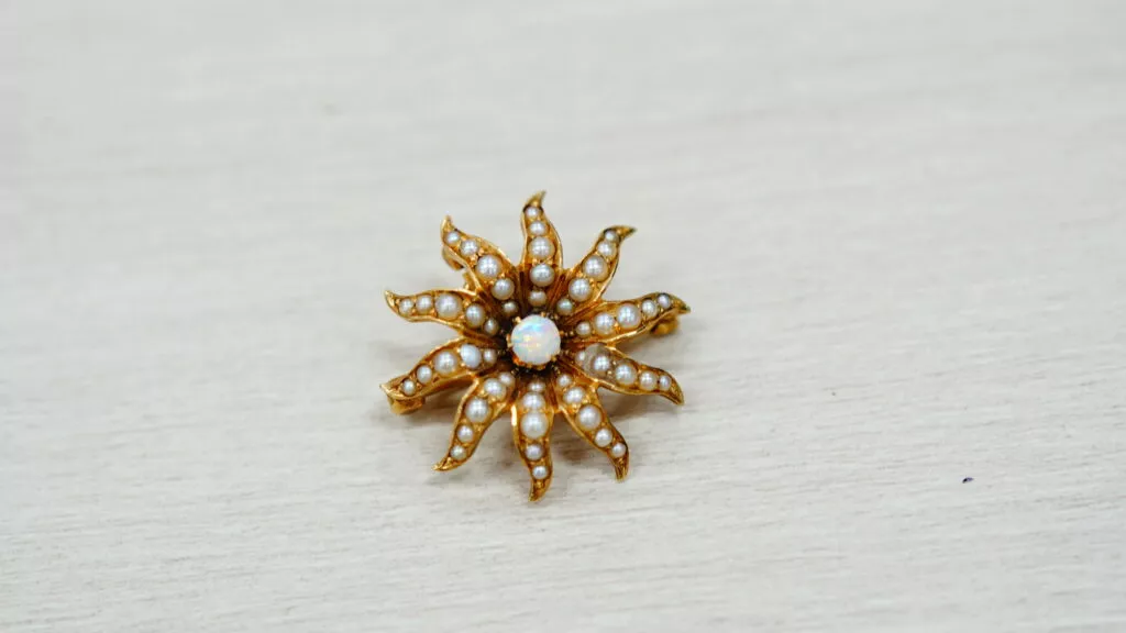 souvenir-jewelry